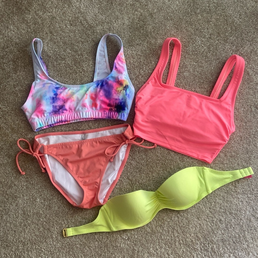 Victoria’s Secret swimsuit set bundle bikini women’s 3 tops Small bottoms Medium